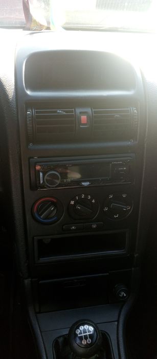 Продам опіль астра G 2000 року