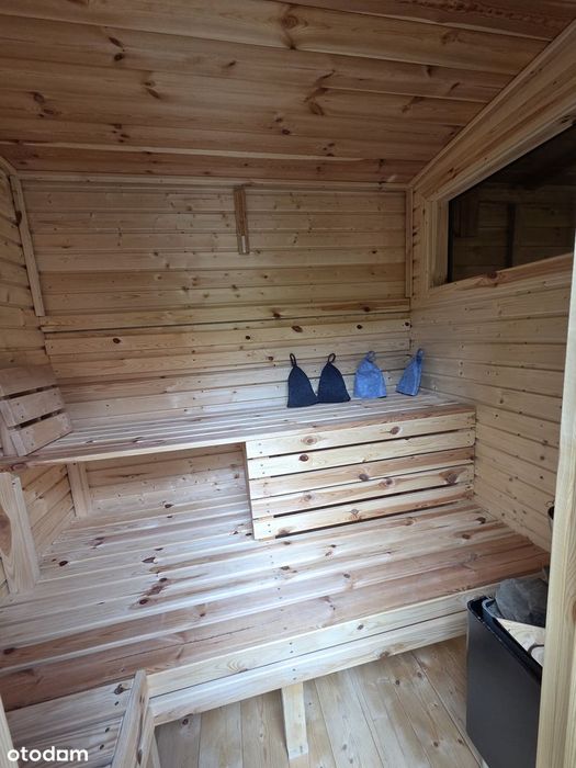 Nowoczesny dom w Kawnicach z sauną i podwójnym garażem