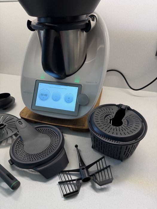 Sprzedam Thermomix TM6