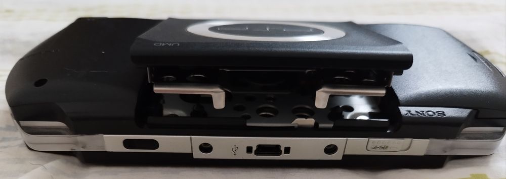 PSP + Jogos + extras