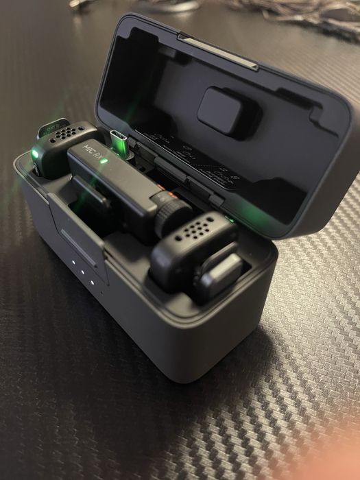 Мікрофонна радіосистема DJI Mic Mini 2TX + 1RX + Charging Case
