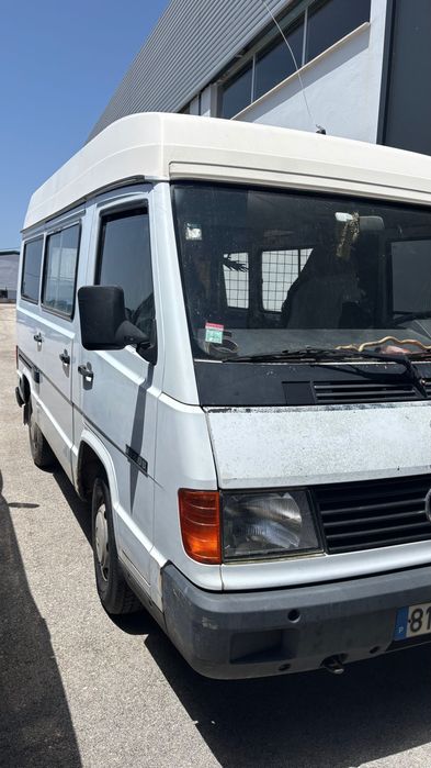 Mercedes Benz MB 100 de 1994 (teto elevado)