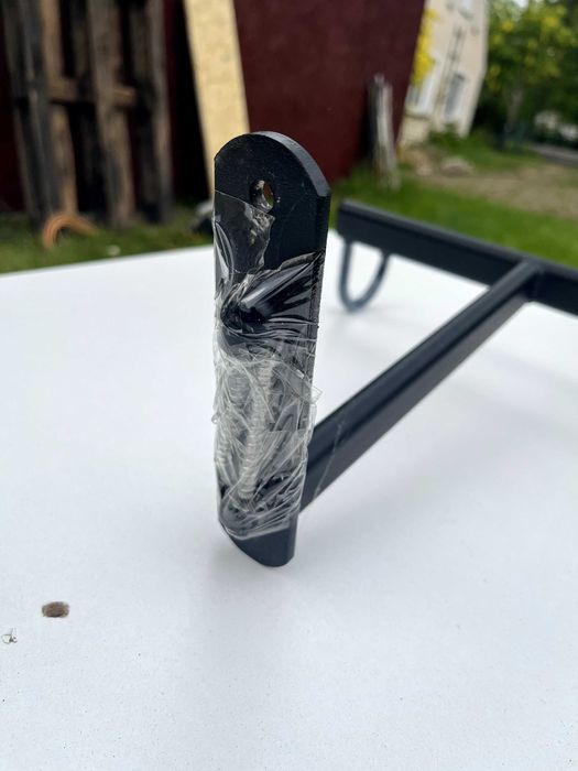 Wieszak hak ścienny metalowy  na rower – solidny i mocny / uchwyt