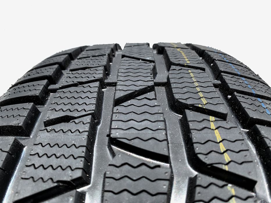 Шина зимова 205/55 R17 91H резина зимова HG5 Domin Made in Poland