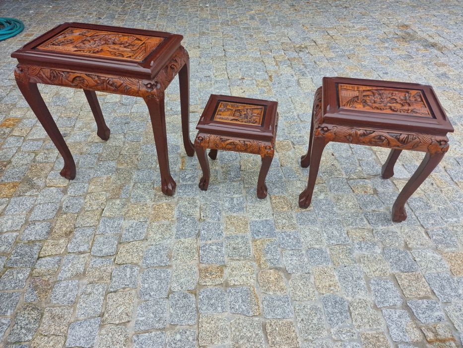Restored antique side tables in Lousada64739415849986123