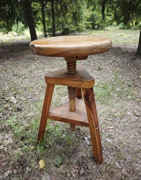 Stołek obrotowy drewniany