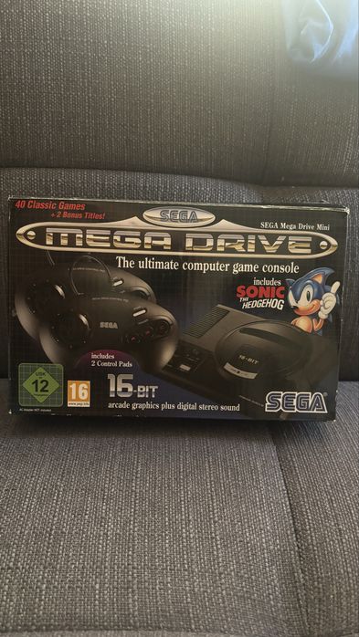 Consola Sega Mega Drive Mini c/ 42 Jogos