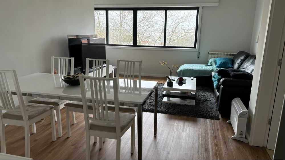 Arrendo quarto em Gaia - Canidelo - Rua de Bustes