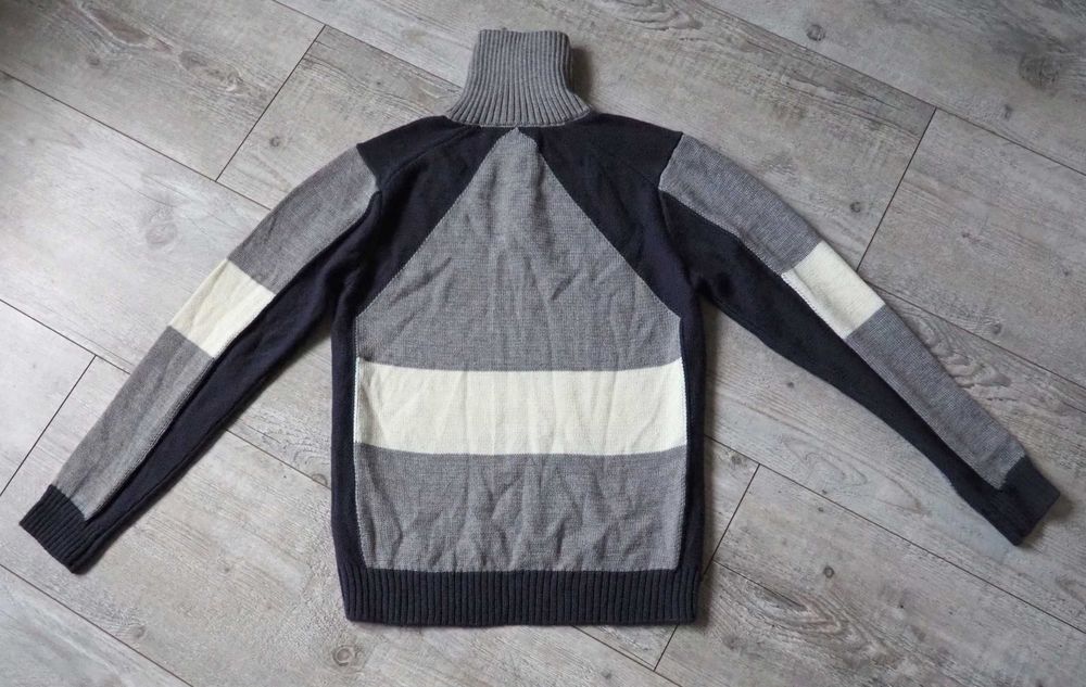 KARI TRAA_wełniany sweter_trekkingowy_szary_XL