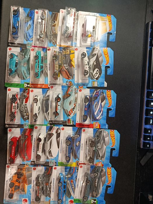 Kolekcja Hot Wheels Ponad 260modeli