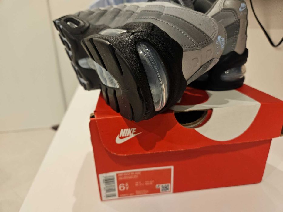 Tenis nike air max 95