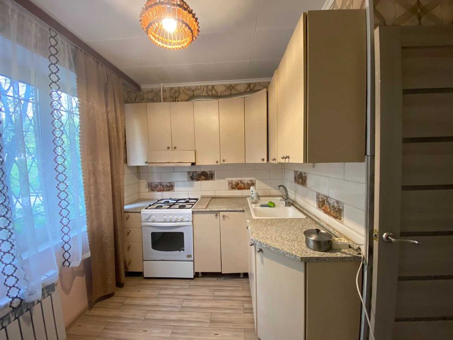 1к кв вул. Якуба Коласа, метро Святошино 10 хв, парк Совки!