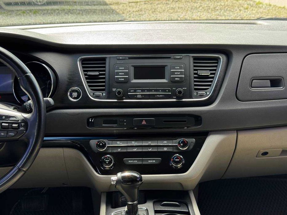 KIA CARNIVAL 2.2 дизель