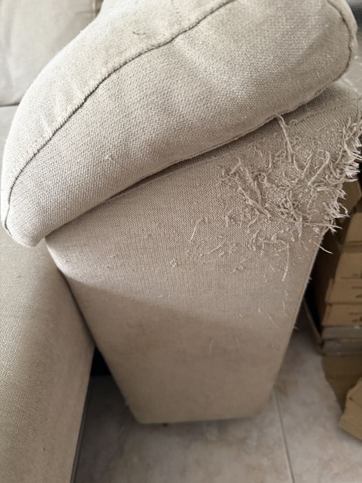 Sofá bege chaise longe