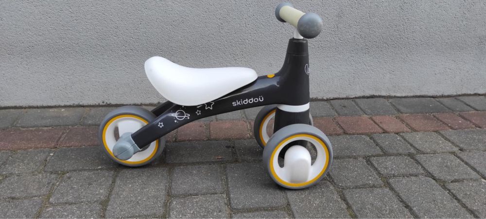 Rowerek biegowy skiddou