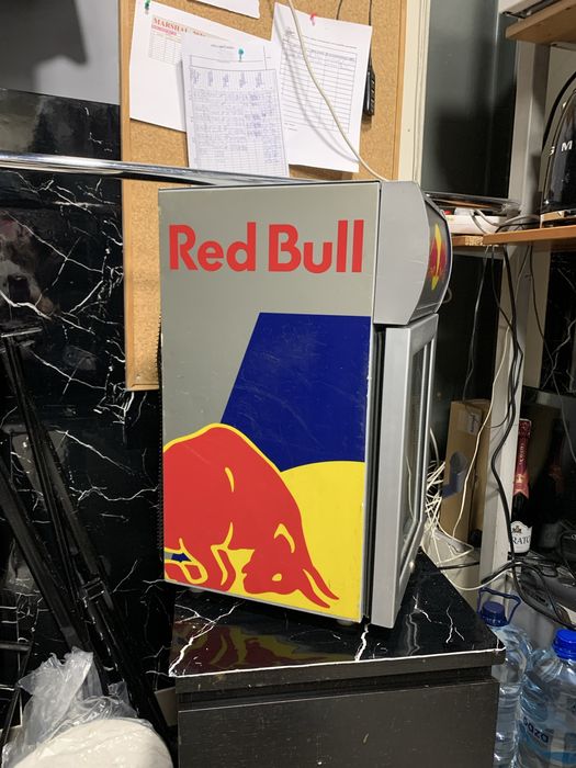 Lodowka  - Red  Bull