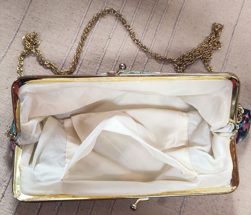 Carteira clutch em tecido estampado