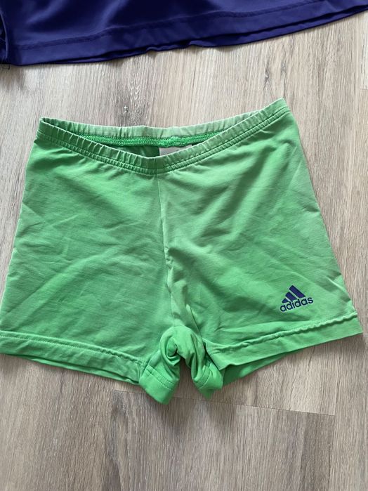 Conjunto casaco e vestido de ténis