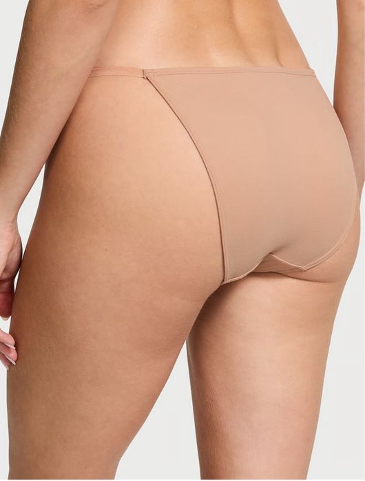 Труси, білизна Victoria’s Secret; С