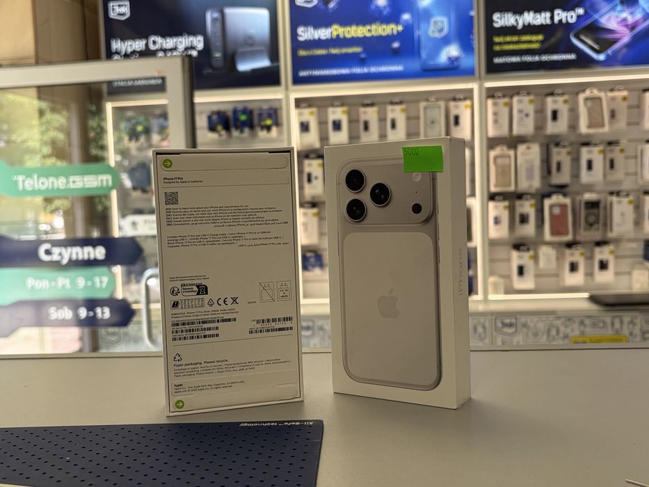 Smartfon Apple Iphone 17 PRO 256GB Silver TELONE GSM