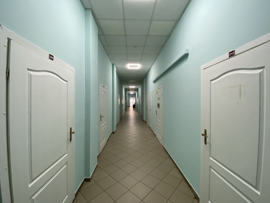 Продаж комерційної нерухомості 1535 м2 в Чернівцях р-он Майдану