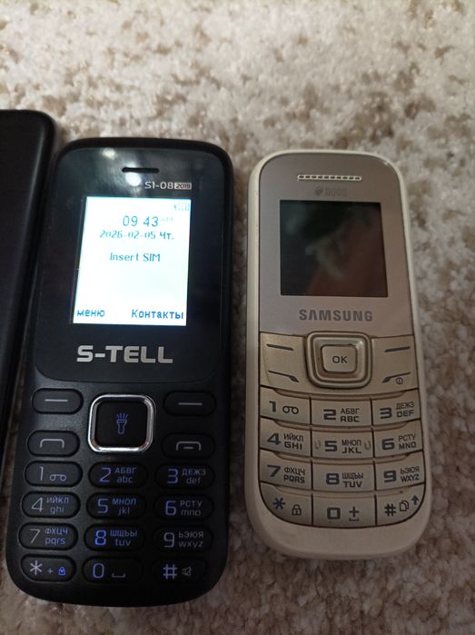 Телефони різні .