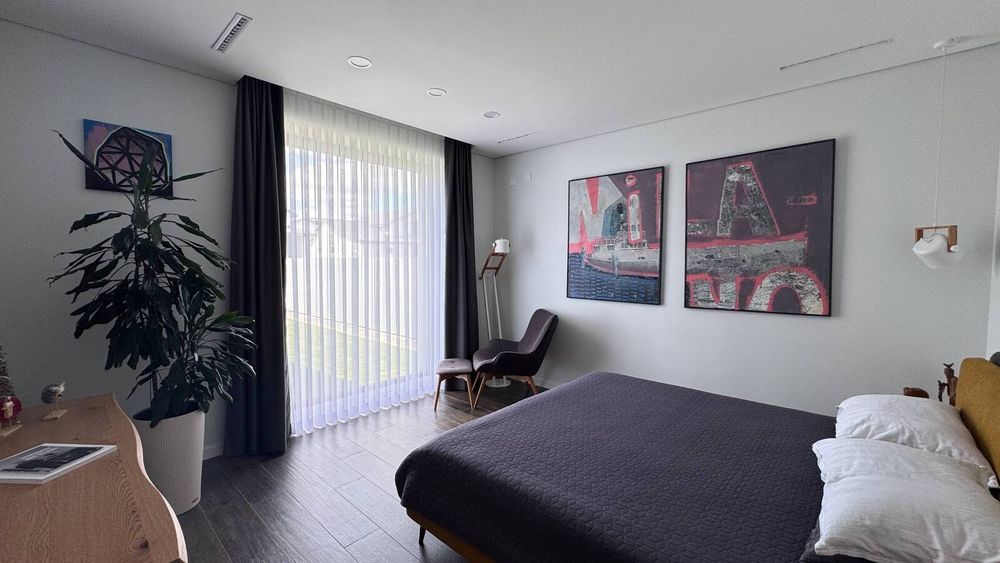 Будинок з дизайнерським ремонтом. Тепла підлога по всій площі! 42300