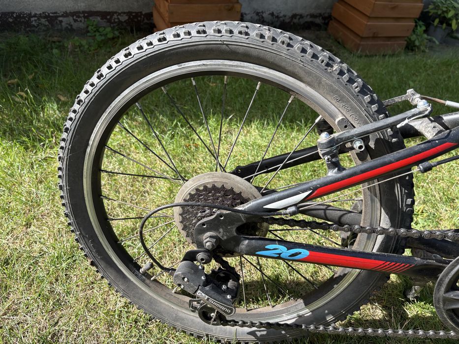 Unibike model Pilot 10, koła 20 cali