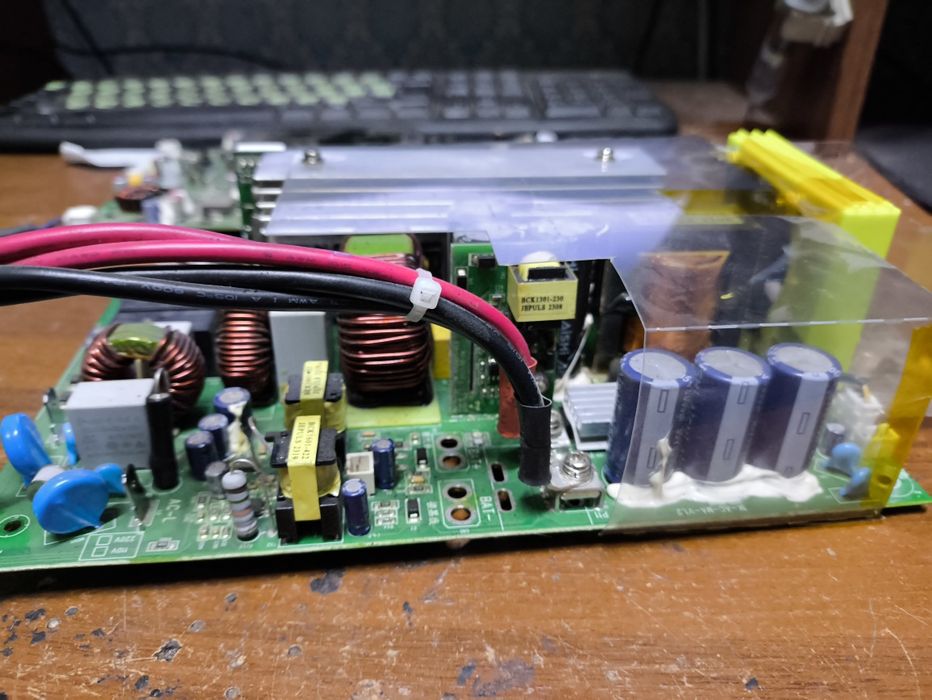 Плати інвертора/зарядки та BMS від IEE singo 1000