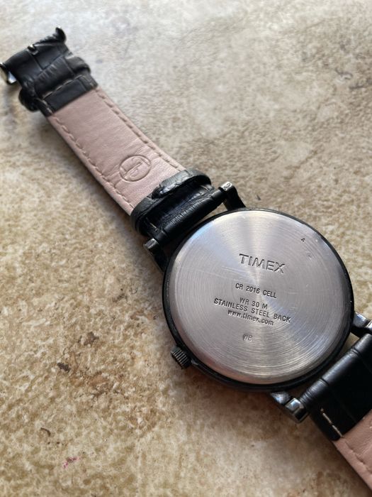 Класичний годинник Timex