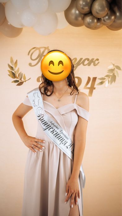 Плаття на випускний (за деталями в приват)