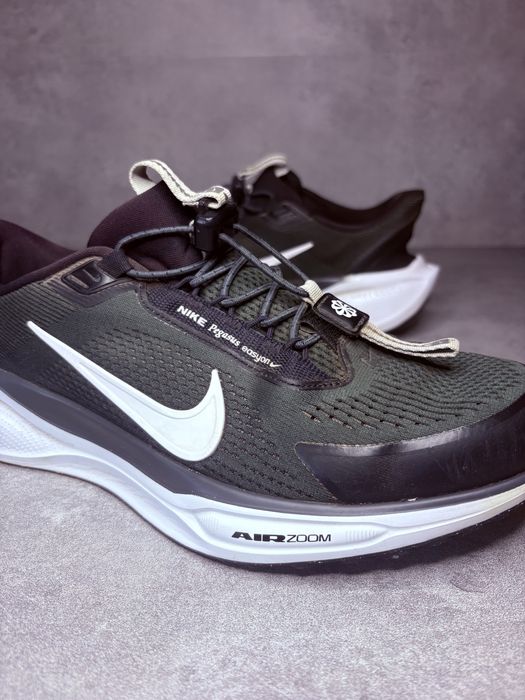 Nike Pegasus EasyOn – czarne sneakersy