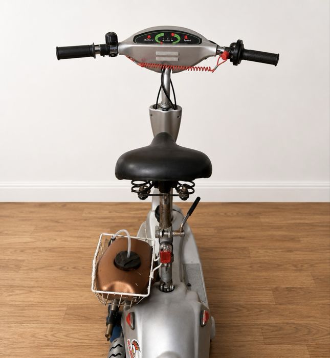 Trotinete a motor gasolina 50cc