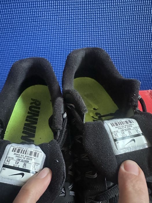 Продам кроссовки NIKE  ZOOM PEGASUS 32  ,H2O