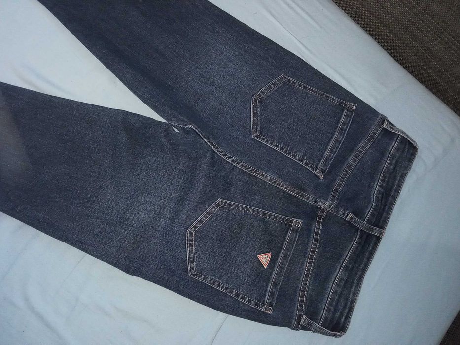 Jeansy damskie GUESS, piękne, super modne, rozmiar S