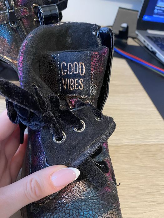 Buty zimowe na grubej podeszwie