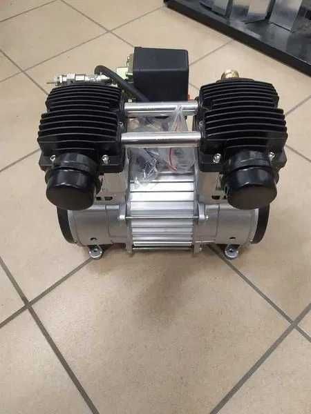 kompresor LK-250/400V lub 230V- STRONG do agregatów tynkarskich