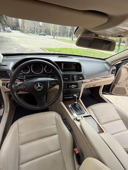Mercedes-Benz  2,2CDI 2010год IDEAL