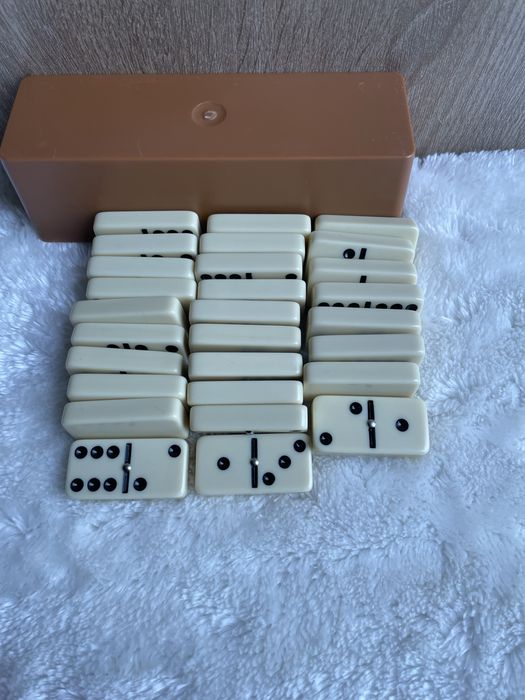 Gra domino , dominoes