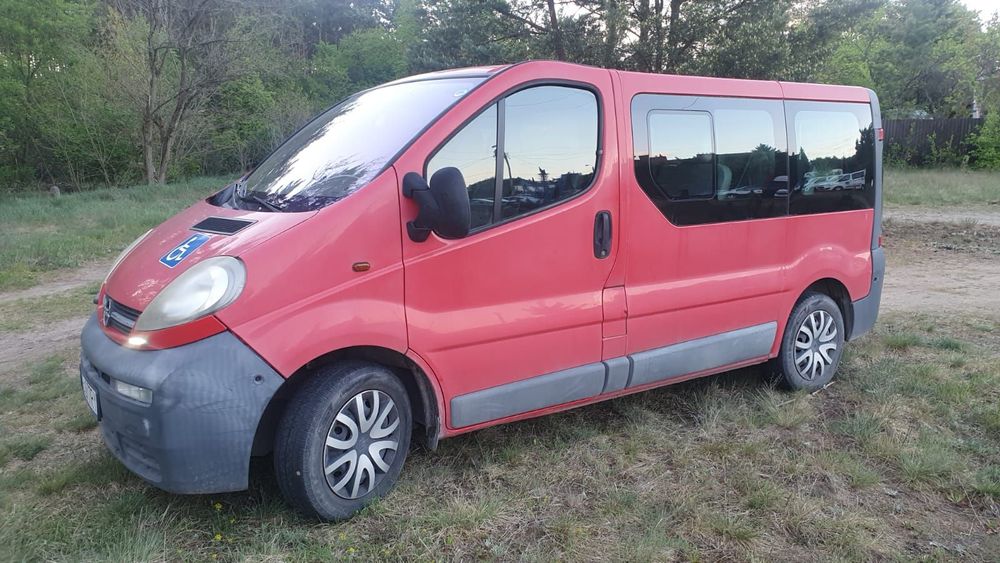 Opel Vivaro Vivaro 2.0 benzyna + gaz, sprowadzony w 2023 roku, 9 osób