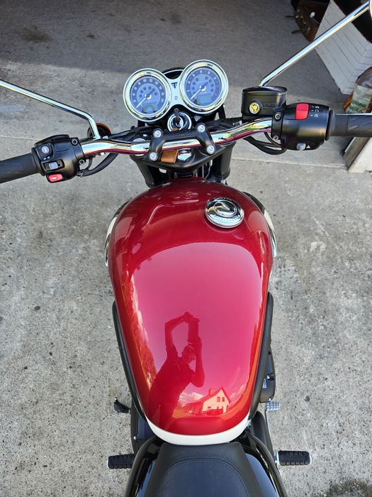 Triumph Bonneville T100  niski przebieg. ZADBANY