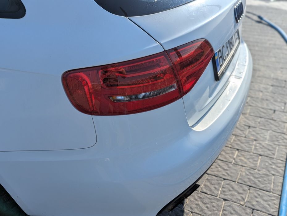 Audi a4 b8 2008  2.0 диз/мех