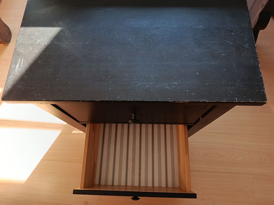 Mesa de cabeceira