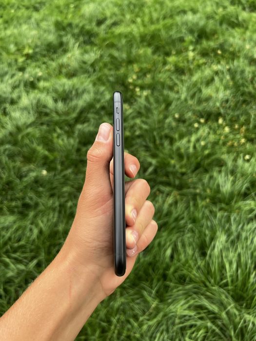 Iphone/Айфон XR 64GB 10/10 Акб 97%