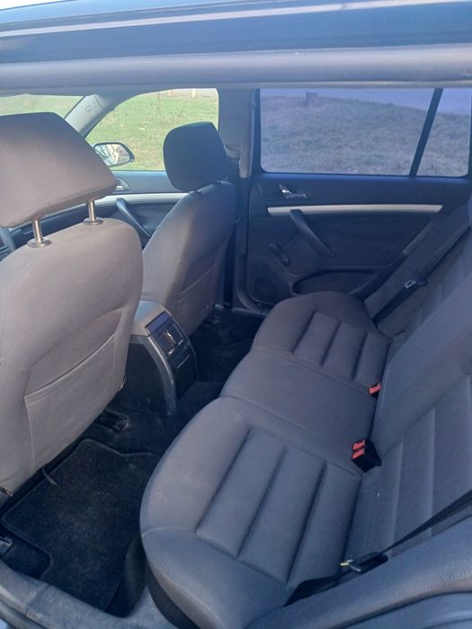 Продам нерозмитнену шкоду октавія 2005 року 2.0 диз ,для військового