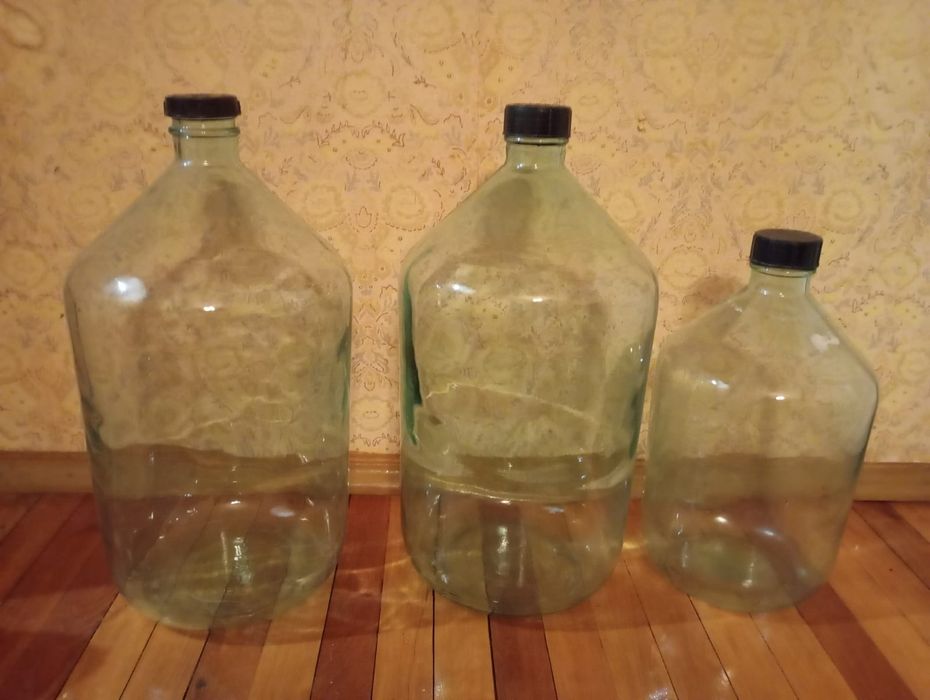 Бутиль, пляшка, ємність 10л. та 20л.