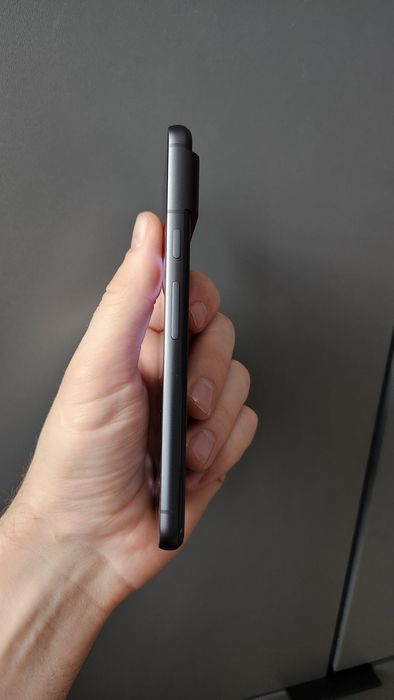 Продам Google Pixel 8 128 GB Obsidian
