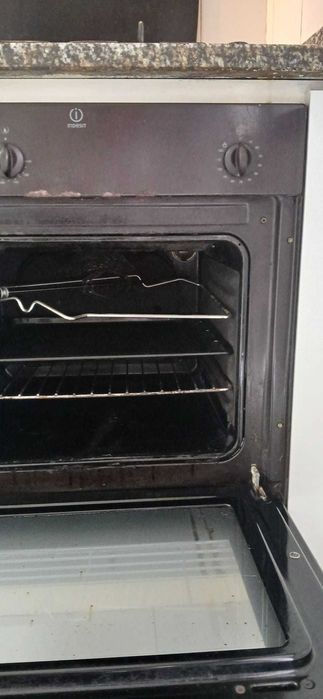 Forno elétrico indesit de encastrar