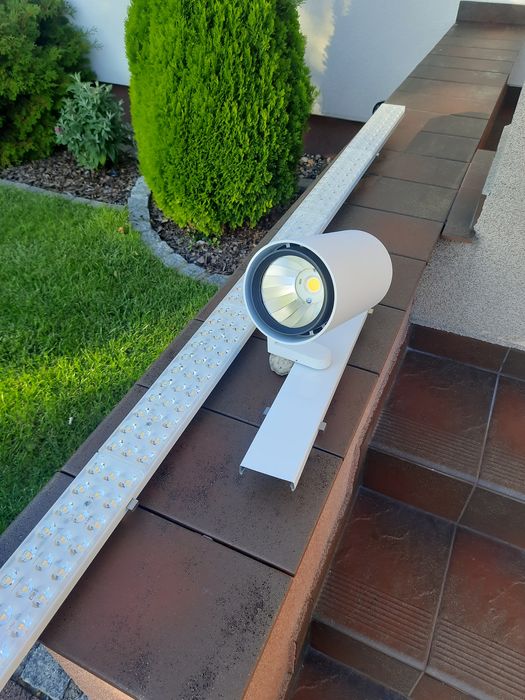 Lampa Trilux 7650B 840ET LED5500  35 W LED biały - system szynowy.