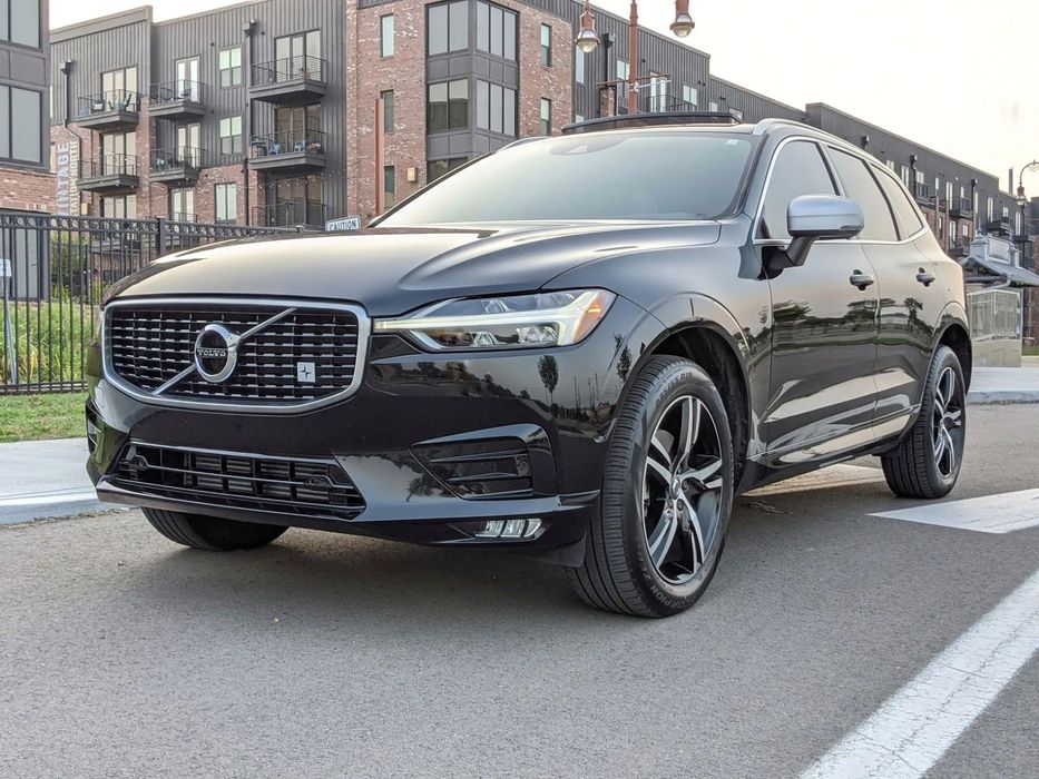 Volvo XC 60 2019 Volvo XC60 T5 R-Design
